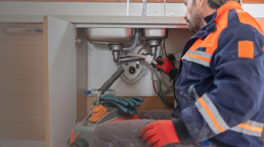 Professional sink repair in Holyoke, MN